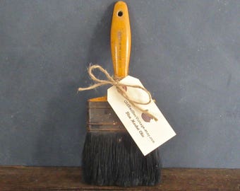 Vintage Paint Brush, Dupont Paint Brush, Wood Handle Paintbrush, Nylon Bristle Brush, Farmhouse Decor Vintage Art Supplies, Wood Handle Tool