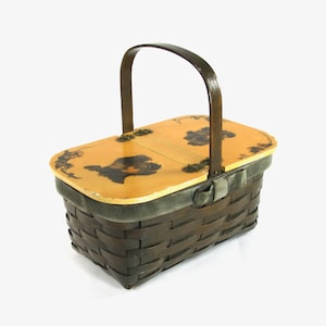 Charming Vintage Wicker Sewing Basket with Decoupaged Victorian Lid, Handcrafted Wicker Sewing Basket, Woven Storage Basket or Box Purse