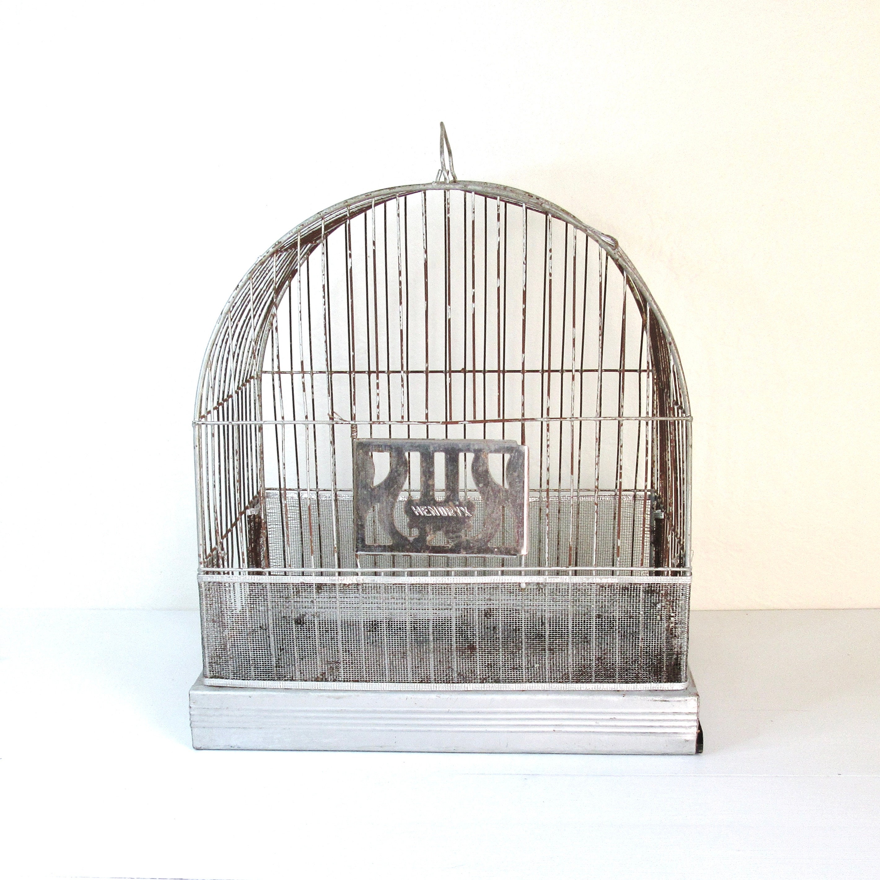 Vintage Hendryx Bird Cage: Rustic Metal Cage With True Vintage
