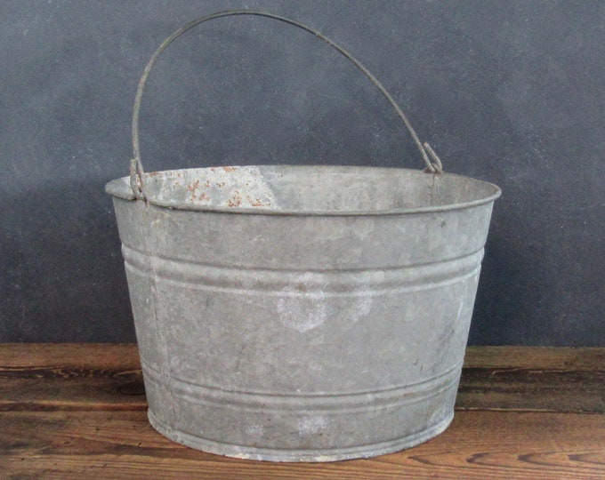 Vintage Galvanized Metal Bucket Small Metal Wash Etsy
