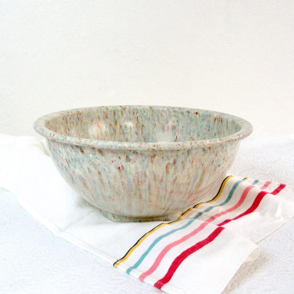 Bol à confettis vintage Texasware #118, bol à mélanger en mélamine moucheté, ustensiles de cuisine du milieu du siècle, bol de service rétro fabriqué aux États-Unis
