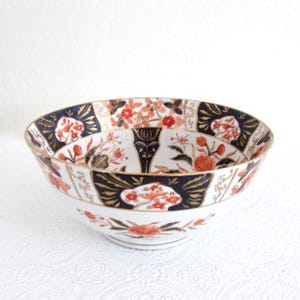 Vintage Japanese Imari Hand Painted 12 inch Porcelain Bowl, Floral Panel Design, Grandmillennial Decor, Late Meiji Taishō Era c.1880–1920