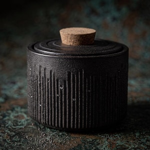 Pot à matcha en céramique avec couvercle - Boîte à thé hermétique de style japonais, décoration de cuisine minimaliste