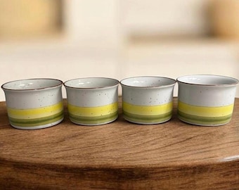 Vintage Stoneware Lunch Mates Sunrise Cultura Collection Coffee/ Soup Mugs, Set of 4.