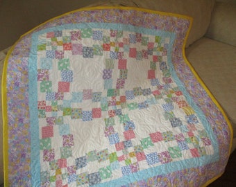 30's Scrappy Baby quilt, Free Shipping 0526-01