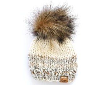 Fur Pom Pom Hat > Fur Pom Hat Newborn > Fur Pom Beanie > Baby Hat > Baby Beanie > Newborn Hat > Newborn Gift > Baby Shower Gift > Baby Hats