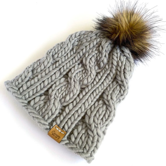 Hand Knit Peruvian Wool Beanie: Faux Fur Pom Pom Winter Hat  display picture 2