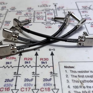 Set van 3 SP500 patchkabels met vierkante stekker, 1/4" haakse connectoren, Mogami W2319 / W2524, aangepaste specificaties ~ 5" / 6" / 7" / 8" / 9" / 10"