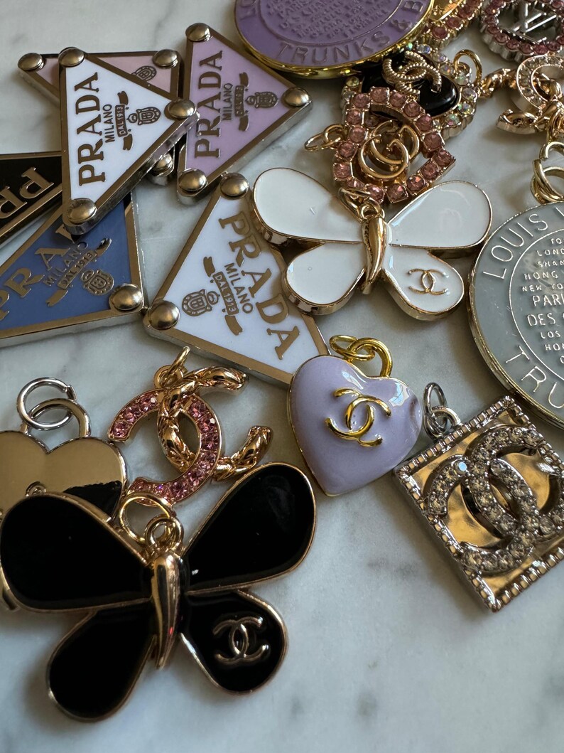 Vintage Designer Style Pendant Bundle – Mixed Metal Charm Lot – 22 ...