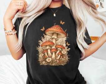 Vintages Amanita Muscaria botanisches T-Shirt, Cottagecore Pilz-Liebhaber-Geschenk, antikes Waldgraphik-T-Shirt