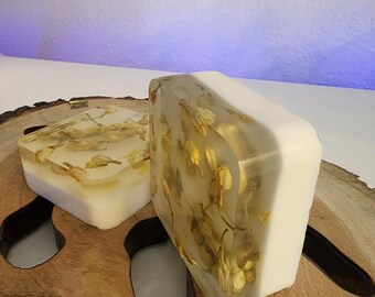 Jasmine Essential Oil Soap Set – Layered Glycerin Bars with Dried Flowers