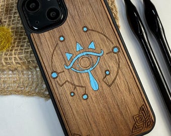 Funda de madera única con diseño de la leyenda de la guerrera elfa del bosque y la Trifuerza para iPhone 17, 16, 15 y 14 Pro Max, Samsung S25 y S24 Ultra
