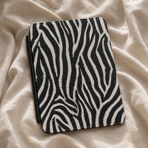 Zebra Black and White Kindle Case, Paperwhite 12th Gen 7” 2024, Kindle Colorsoft, Auto Wake Sleep, Kindle Accessorie Booklover Gift