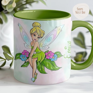 Puede incluir: Un letrero de madera rústica con el texto "Welcome to our home" en letras blancas. El letrero presenta un acabado envejecido y un diseño simple y acogedor, ideal para un porche o entrada.