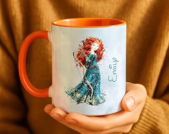 Caneca personalizada com nome Merida em aquarela | Caneca com detalhes da Princesa Merida | Presente de aniversário para meninas