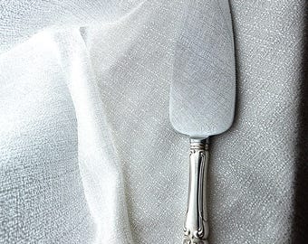 Birks Louis XV Sterling Silver Cake Server – 1930s Canadian
