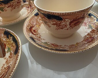 Juego de 7 tazas y platillos Balmoral Derby - Thomas Hughes & Sons, oro de 24 quilates, Inglaterra