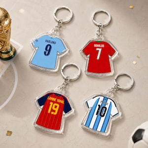 Soccer Jersey Acrylic Keychain, Football Fan Bag Charm, Sports Shirt Keyring Gift, Clear Acrylic Backpack Pendant, 4 Fixed Styles, Unisex
