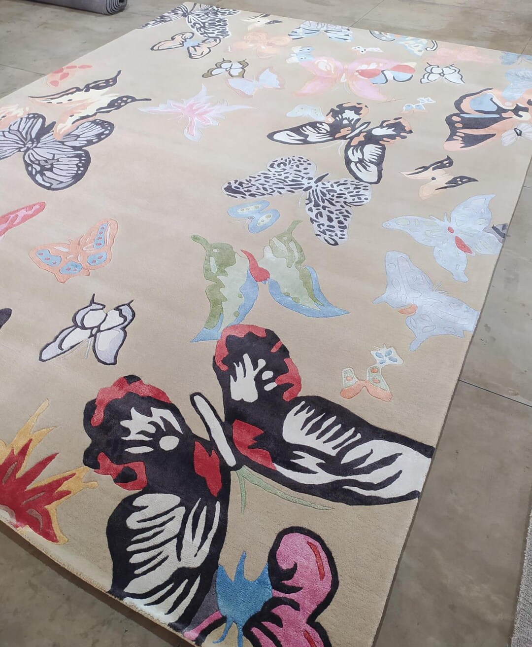 Hand Tufted Butterfly Wool Rug - Large Colorful Butterfly Area Carpet ...
