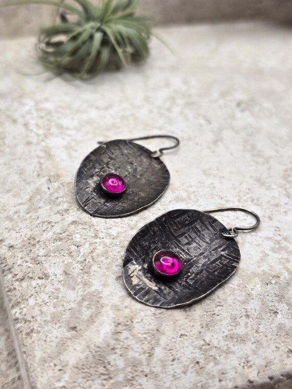 1.5" Ruby 925 Silver Hammered Concave Earrings - image 6