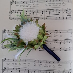 Scottish wedding buttonhole for Groom, Groomsmen. Boutonniere, lapel pin. White Thistle, wildflowers, rusus. Scotland white thistle flower image 1