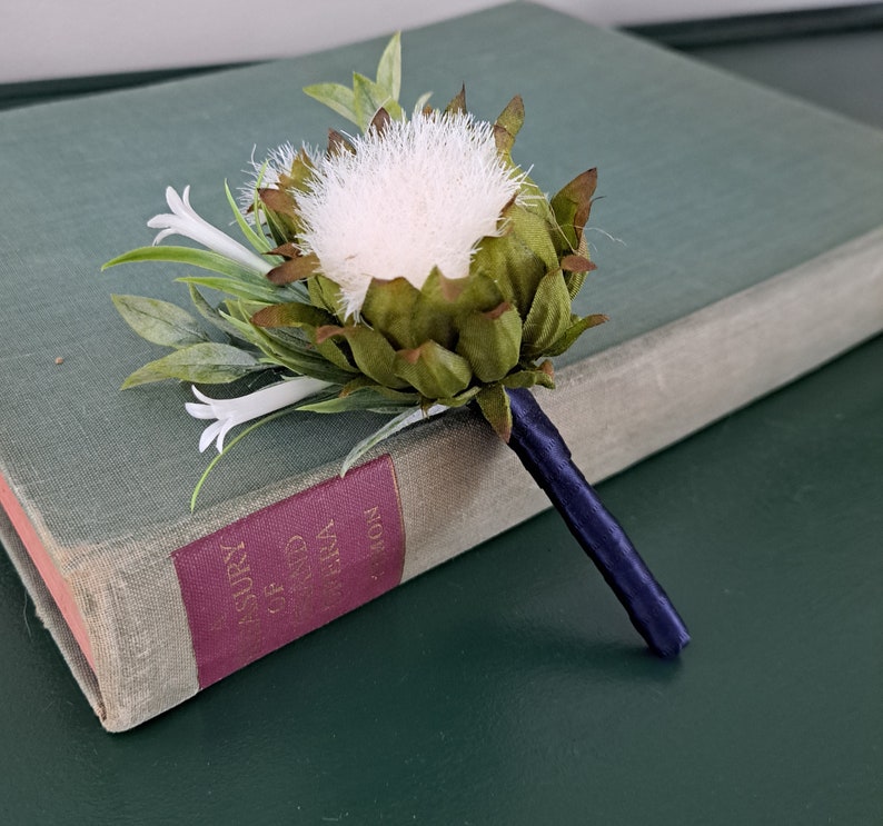 Scottish wedding buttonhole for Groom, Groomsmen. Boutonniere, lapel pin. White Thistle, wildflowers, rusus. Scotland white thistle flower image 6