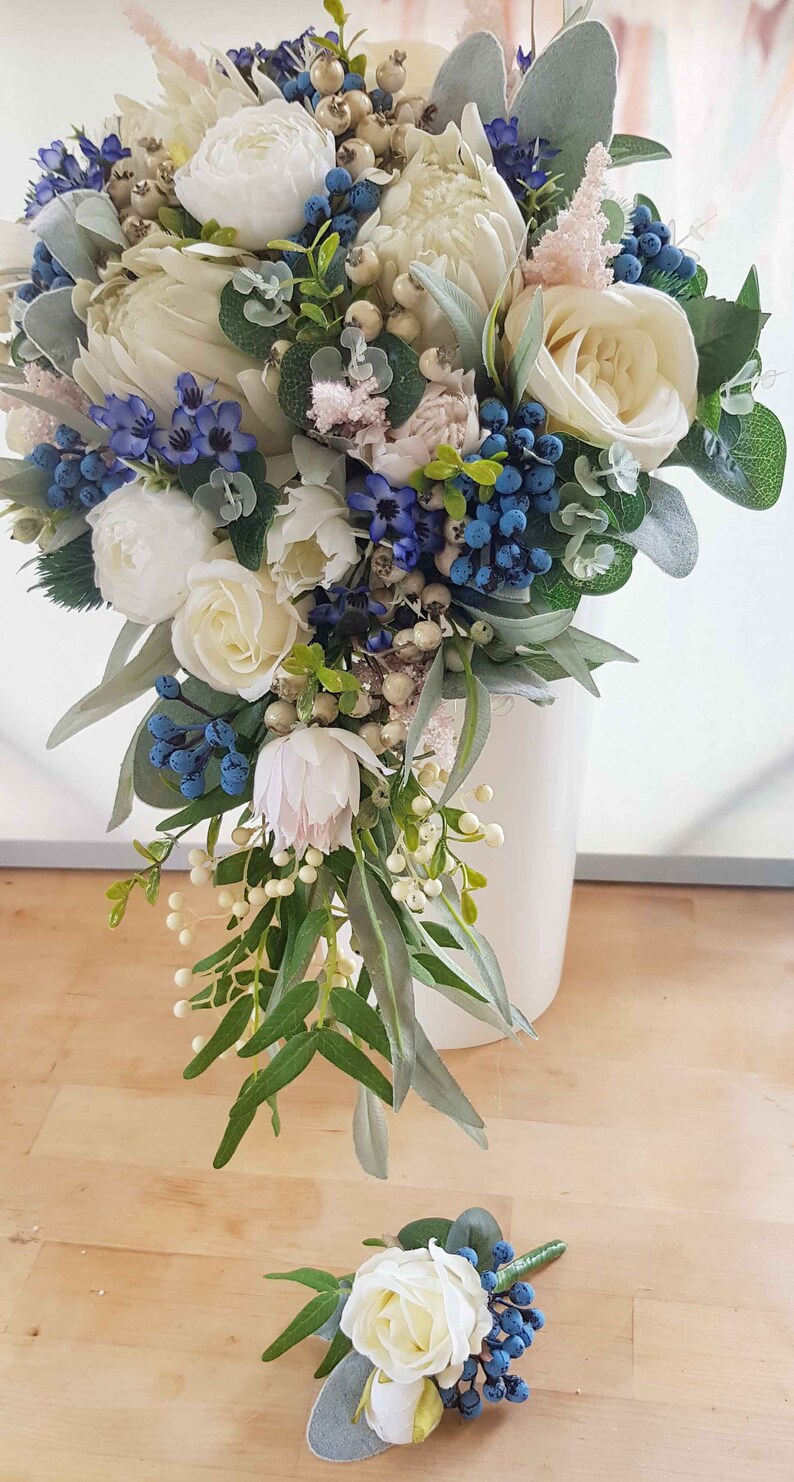 Teardrop cascade wedding bouquet. Bride bouquet. Cream and Etsy