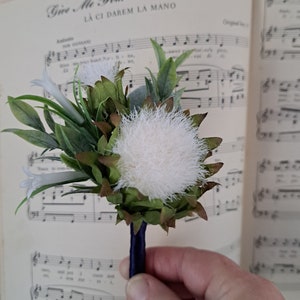 Scottish wedding buttonhole for Groom, Groomsmen. Boutonniere, lapel pin. White Thistle, wildflowers, rusus. Scotland white thistle flower image 8