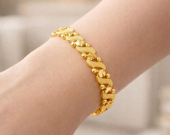 Gold Tone S-Link Bracelet, Heart Accents, Textured Polished Chain Jewelry
