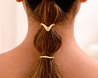 Minimalist Gold Hair Pins Set: French Style Bun Holder, Chic Metal Hair Clip Accessory