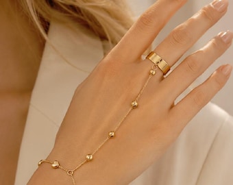 Gold Hand Chain Bracelet Ring | Minimalist Boho Heart Charm Jewelry