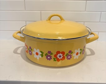 Vintage Flower Power Dutch Oven Enamelware 70s Retro