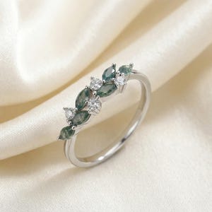 Sterling Silver Marquise Moss Agate Leaf Ring, Vintage Engagement Band