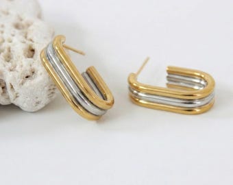 Pendientes de aro de oro vermeil antideslustre, aros llamativos bicolor en forma de U, aros ovalados minimalistas, joyería duradera de metales mixtos para ella.