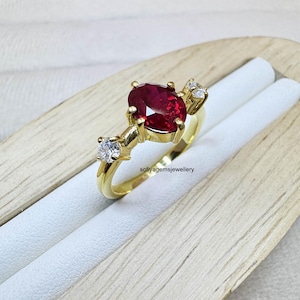 Bague rubis, argent sterling 925, bague de promesse, bijoux en rubis, grappe de fleurs, bague d'anniversaire, rubis taille ovale, bague de la mariée, bague en argent sterling