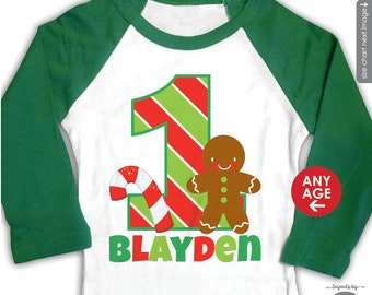 Camiseta de cumpleaños de niño de jengibre - Conjunto personalizado para fiesta de Navidad (manga raglán verde)