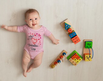Body de bebé con corazón para mi primer día de San Valentín