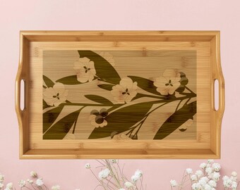 Bandeja de bambú con grabado floral / Diseño de rama de flores / Regalo perfecto para amigos o familiares