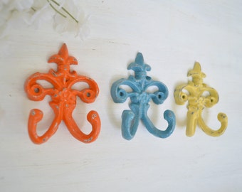 3 Small Fleur de lis Cast iron Hook,Towel Hook, Jewelry hook,Ornate Key Hook,