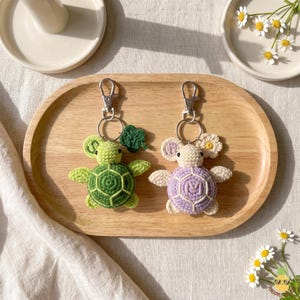 Personalized Sea Turtle Crochet Keychain, Charming Ocean Keepsake