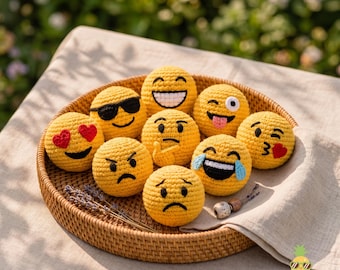 Sacchetto da giocoleria all'uncinetto con emoji, realizzato a mano, divertente giocattolo sensoriale e regalo antistress.