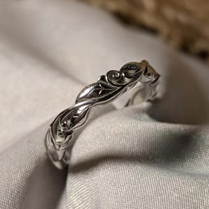 Silver Art Nouveau Ring, Sterling Silver Swirl Band, Stackable Floral Vine Ring, Solid 925 Silver Wedding Band, Minimalist Gift for Women
