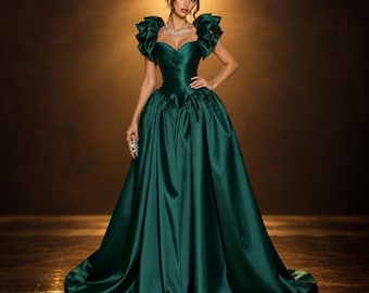 Emerald Green Satin Ball Gown, Sweetheart Corset Dress, Ruffle Sleeve Formal Gown, Luxury Prom Dress, Elegant Evening Party Dress