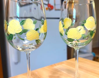 JUEGO DE DOS COPAS DE VINO DE ROSA AMARILLA (Pintadas a mano)