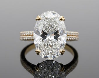 2 Karat ovaler Moissanit Verlobungsring, Versteckter Heiligenschein, 14K Gelbgold plattiert
