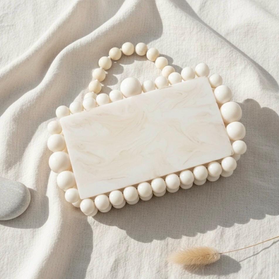 Cult gaia pearl clutch - Etsy 日本