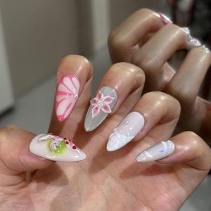 Pink Sakura 3D Sculpted Press On Nails, Chinese Umbrella Hand Painted Almond Fake Nails, Iridescent Mermaid Pearl Handmade False Nails