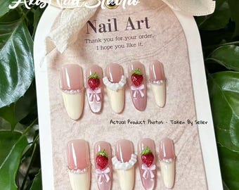 Handgemachte 3D Erdbeerpresse auf den Nägeln, Kawaii Mandel Nagel Set