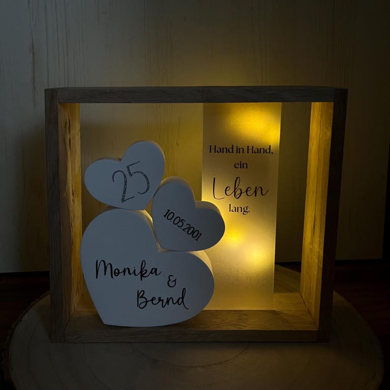 Erinnerungsrahmen Silberhochzeit mit Licht als Geschenk für Ehepaar oder Eltern