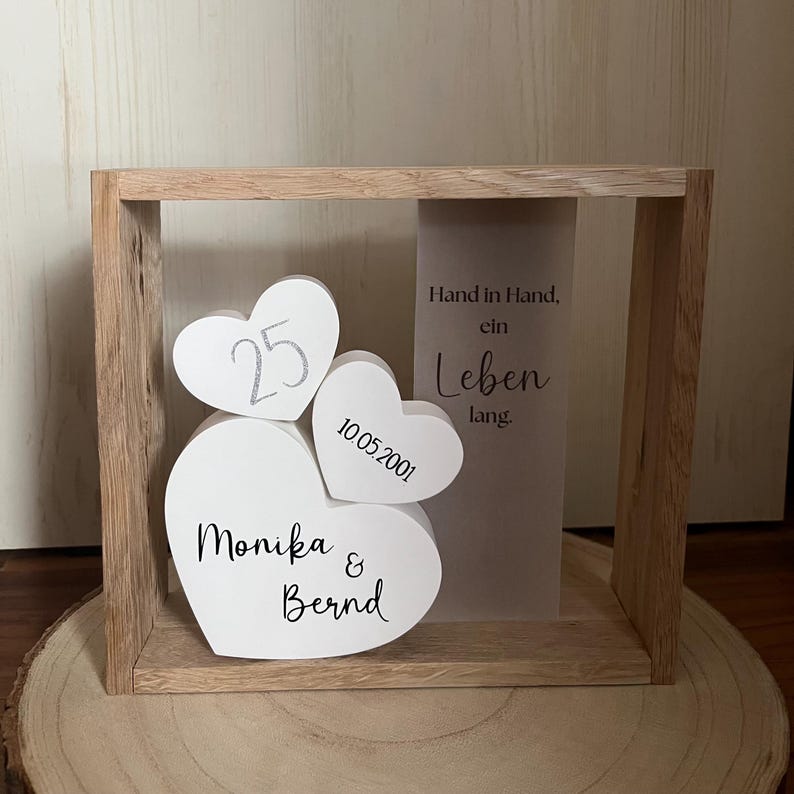 Silberhochzeit Geschenk personalisiert mit Datum und Namen, dekorativer Rahmen mit Beleuchtung